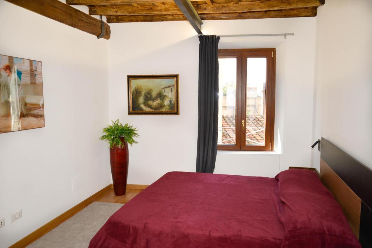 Fidia Palace Marco Aurelio'S Apartment Colosseo Rome Exterior photo